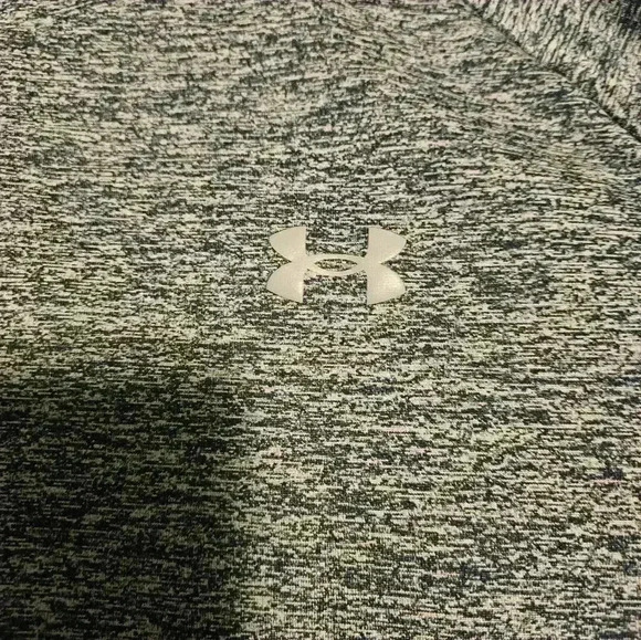 Under Armour XL tech tee with wicking, technology. - Picture 3 of 8